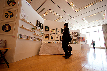2012_1030artstream2.jpg
